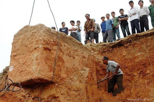 швейцарские часы в могиле 400 летней давности