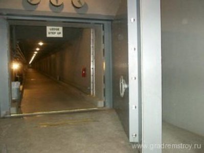 25-тонные ворота бункера курорта 